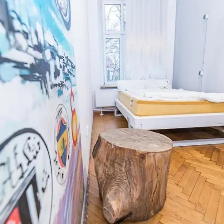 Hotel Bachelor Pad Pax 24 Gentlemen's Power Package Kraków